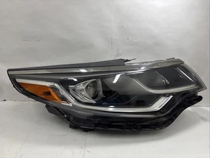 2019-20 92102-D5 Kia Optima Halogen w/ LED Headlight RH Right Passenger Side OEM - Picture 1 of 10