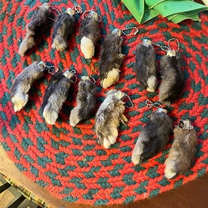 GENUINE RABBITS FOOT 12 DARK REAL RABBIT FEET A DOZEN NATURAL KEYCHAINS LUCK - Picture 1 of 4