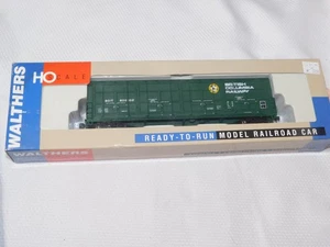 HO Walthers British Columbia Railway Thrall Door Boxcar BCIT 800102 932-7021 - Bild 1 von 2
