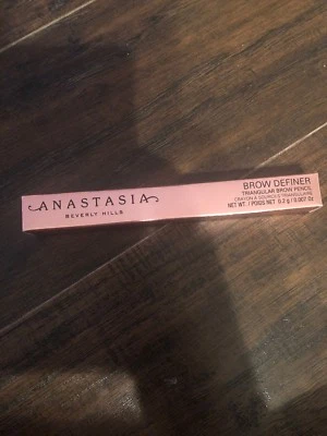 ANASTASIA BEVERLY HILLS brow definer-  Soft Brown. Brand new in box - Image 1 of 3