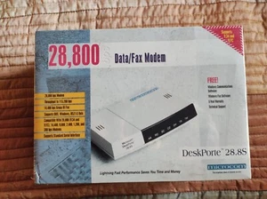 Modem Microcom DeskPorte 28.8S 28,000 bps Data/fax Modem NUOVO - Afbeelding 1 van 3