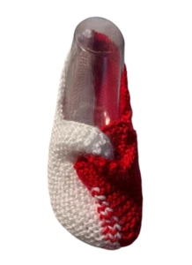 Twisted Front Slippers Printed PDF Knitting Pattern - Picture 1 of 6