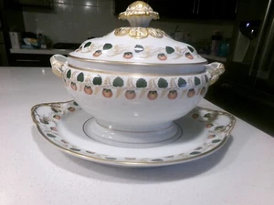 MOTTAHEDEH ZUPPA DI VINO FRAGOLA TUREEN CON SOTTOPIATTO - Foto 1 di 5