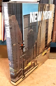 NEW YORK - FOTOGRAFICO - 1977 - TESTO IN INGLESE - Picture 1 of 5
