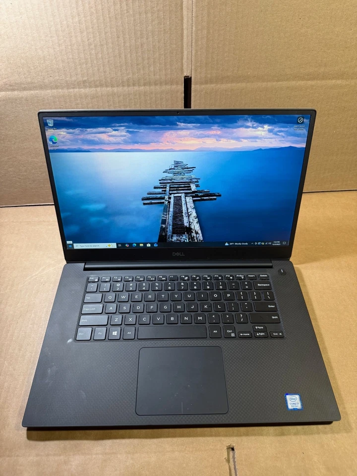 Dell Precision 5540 i7-9850H 1TB SSD 32GB RAM (sin cargador incluido) Foto 1 de 4