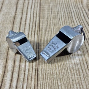 2 Lot Vintage Pfeife The Acme Thunderer Militär Polizei England UK - Bild 1 von 8