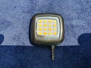LogiLink externes LED-Blitzlicht zur Verbesserung Ihrer Fotos/Videos - Photo 1/7