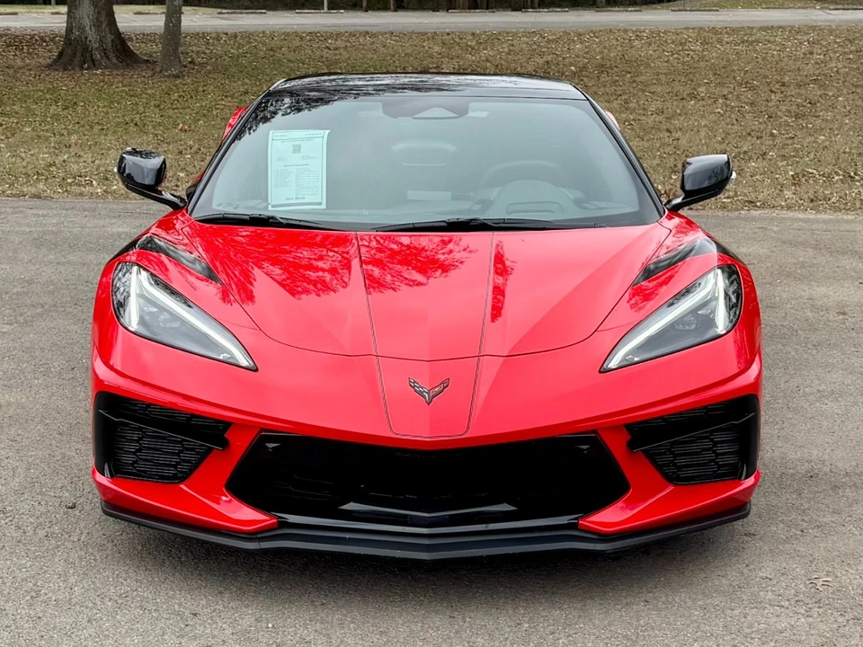 2024-2025 chevrolet corvette  fron windshield - Image 1 of 1