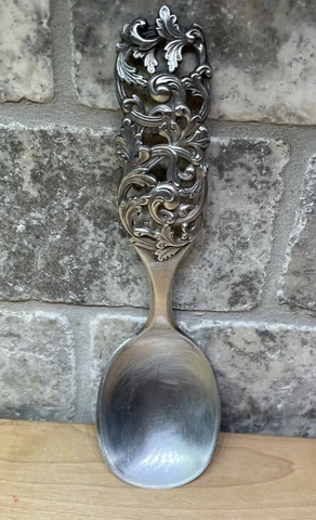 830S Silver Vintage 1825 R. Elvesaeter Ornate Serving Spoon 7” Long Cover