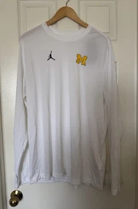 Jordan Hombre XL Michigan Wolverines Dri-Fit On-Field Camiseta Manga Larga Blanca - Imagen 1 de 12