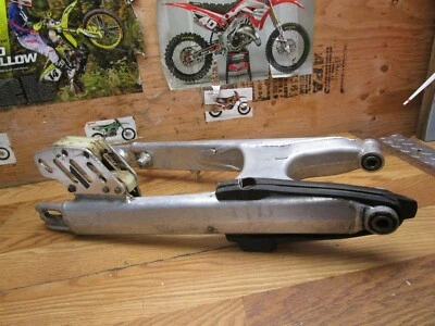 Brazo oscilante KTM 200 EXC* 2002 KTM 200 EXC 2002 Foto 1 de 4