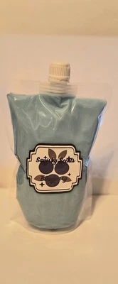 Squishy Scents- Squeezable Wax Melt  8oz  - Image 1 of 4