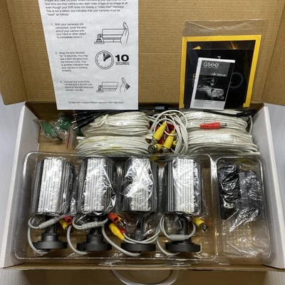 Q-SEE Día y Noche Color Cámaras de Seguridad Modelo QSM526W Juego De 4 Totalmente Nuevas Foto 1 de 4