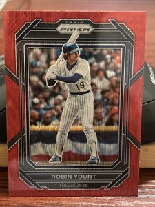 2023 Panini Prizm Robin Yount #89 Cracked Red Ice Prizm HOF Milwaukee