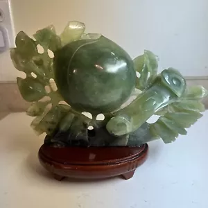 12 Zoll seltene natürliche grüne Xiu Jade Jadeit geschnitzte Frucht Shou Reichtum Statue - Bild 1 von 16