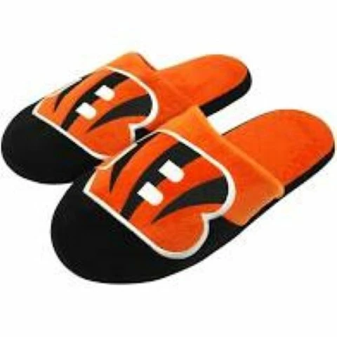 FOCO NFL Cincinnati Bengals Mens Slippers Pair Size 11/12 Slip On Hard Sole Cover