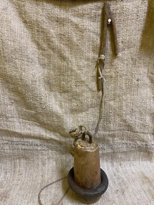 Antique a wooden weight for tensioning the thread warp on looms Slovakia. - Picture 1 of 20