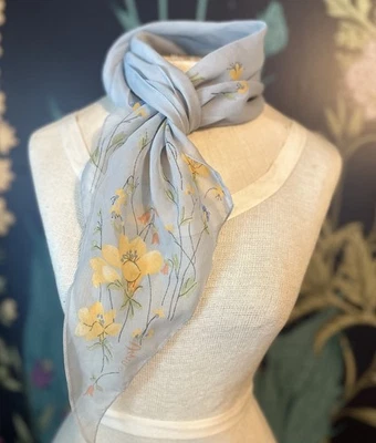 De Colección VERA Neumann Bufanda Transparente Floral Rectángulo Suave Azul Amarillo Japón Poliéster Foto 1 de 4