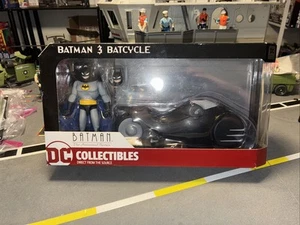 Batman y Batcycle de la serie animada de DC Collectibles - Imagen 1 de 7
