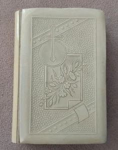 Antique 1879 Manual Of Catholic Devotions Prayer Book Pocket Size 3X4" HC Gilt - Imagen 1 de 12