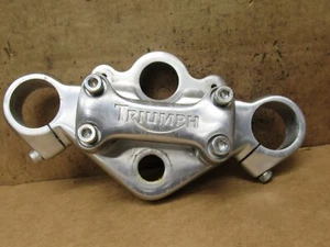 1999 Triumph 900 Adventurer Triple Tree Top Handle Bar Clamp - Picture 1 of 14