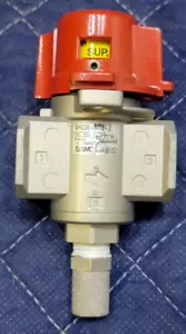 Lock out supply shutoff VALVE w/ PRESSURE RELIEF - SMC VHS30-N03B-Z w/muffler - Picture 1 of 5