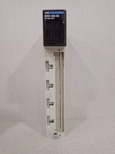 Schneider Electric 140DDO35300 Modicon Module - Picture 1 of 10