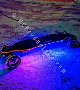 Kit Luci LED Doppia Striscia Telecomandata per Skateboard 20 Colori e Movimenti - Foto 1 di 10