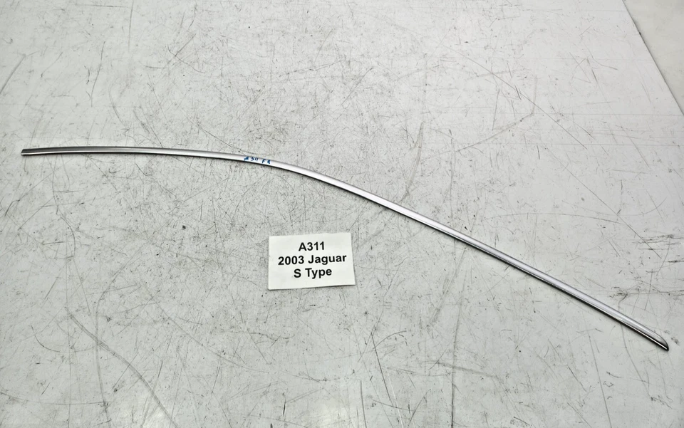 ✅ 03-08 OEM Jaguar S-Type X200 Puerta delantera derecha pasajero ventana moldura cromada Foto 1 de 4