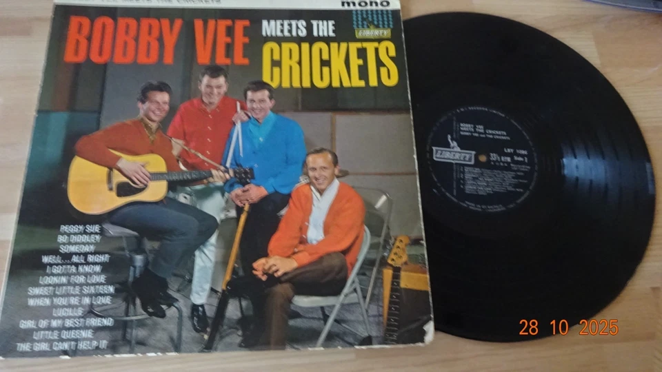 BOBBY VEE MEETS THE CRICKETS--UK LIBERTY-12"VINYL LP--12 TRACKS--V/G - Image 1 of 1