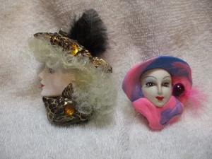 LOTE de (2) PINS de porcelana vintage para cara de dama ~ - Imagen 1 de 3
