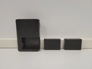 (I-36198) Chargeur de batterie et batteries Canon LS-E12 - Photo 1 sur 9