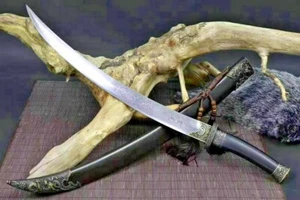 Espada de Acero Plegada de Caballería Caballería Sable Mongolio Agudo HRC60 de Alta Calidad - Imagen 1 de 9