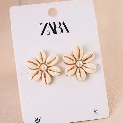 ZARA natural shell round flower beach vacation earrings women's earrings - Image 1 of 4