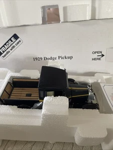 Danbury Mint ~ 1929 DODGE PICKUP ~ 1:24 Die Cast NEW IN BOX - Picture 1 of 9