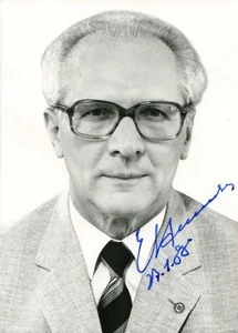 Erich Honecker Autogramm Autograph Generalsekretär SED Politiker DDR - Picture 1 of 1