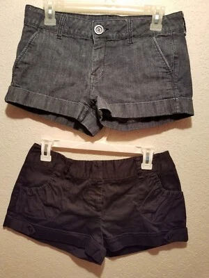 BCX & FOREVER 21 women's short shorts bundle x 2 (see pics) - Image 1 of 4