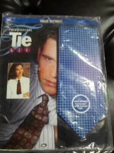 1990 VOGUE / BUTTERICK~PROFESSIONAL TIE KIT~TIE & HANDERKERCHIEF PATTERN~VINTAGE - Picture 1 of 4