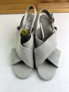 ATHENA ALEXANDER Gray Suede Open Toe Strap Wedge Heel Sandals Size 9 - Picture 1 of 10
