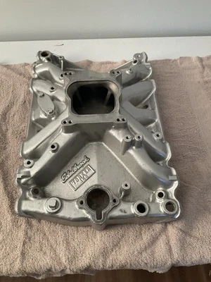 Edelbrock Torker 455 Olds Aluminum Intake  - Image 1 of 4