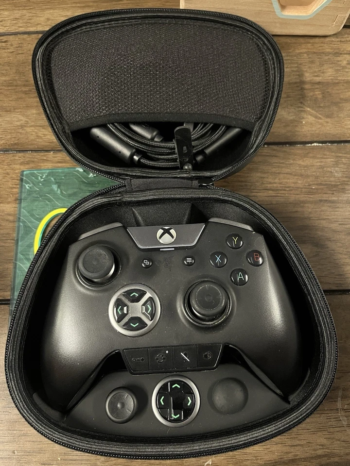 Controle Razer Wolverine Ultimate para Xbox - Imagem 1 de 1