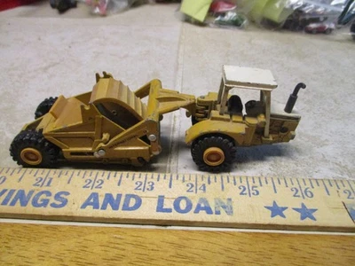 Rascador internacional diecast Ertl Mighty Movers escala 1/64 412 B #1855 vintage Foto 1 de 4