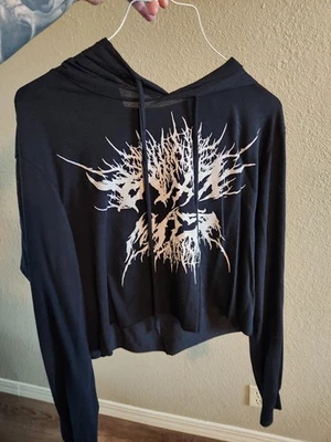 Sudadera con capucha pulóver de metal recortado artesanal negra talla mediana Foto 1 de 3
