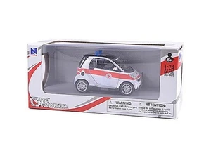 Newray Smart Fortwo Croce Rossa Italiana Scala1:24 71443 - Foto 1 di 1