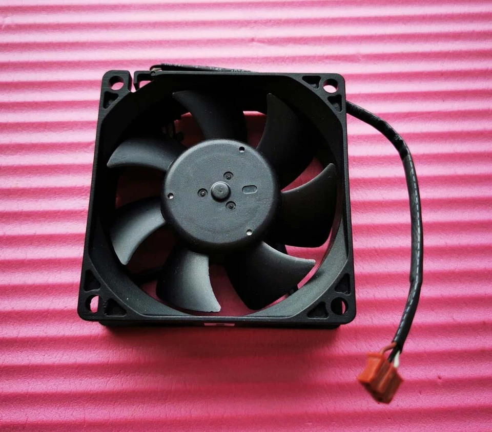 AD07012DB257300 ADDA DC12V 0.3A 7CM 3Pins 7025 Projector Cooling Fan 70*70*25MM - Image 1 of 2