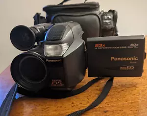 PANASONIC PV-L658 ANALOG CAMCORDER - Picture 1 of 12