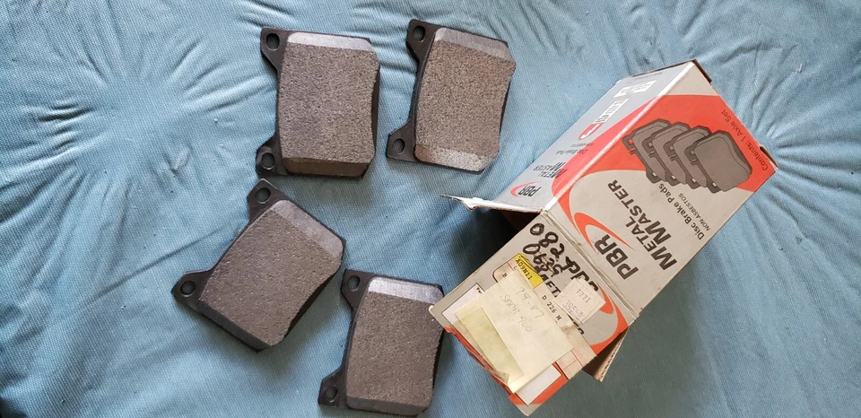 VOLVO 140 164 1800 240 PBR NUEVAS PASTILLAS DE FRENO METAL MASTER DISC BECK/ARNLEY 082-0639 Foto 1 de 1