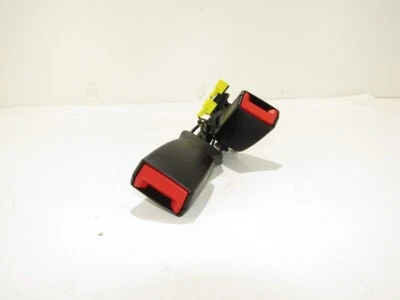 Mercedes E W212 rear right seat belt buckle seat belt buckle rear right - Image 1 of 4