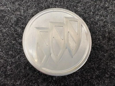 2013-2022 Buick Encore 18" Aluminum Wheel Center Hub Cap OEM #9598392 Foto 1 de 4