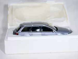Minichamps 501.05.092.15 Audi RS 4 Avant Gray 1:18 New - Picture 1 of 12